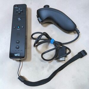Official Nintendo Wii Remote Black RVL-003 & Nunchuk RVL-004 Bundle OEM - Tested